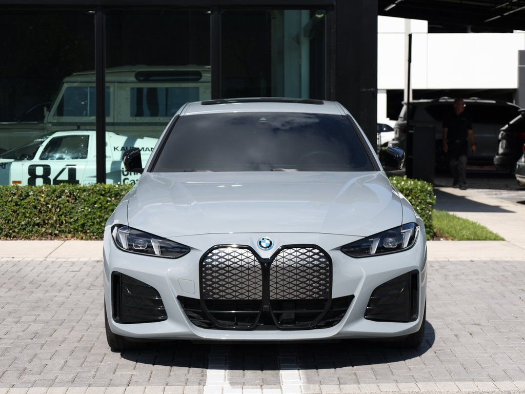 Used 2025 BMW i4 eDrive40 w/ M Sport Package image 3