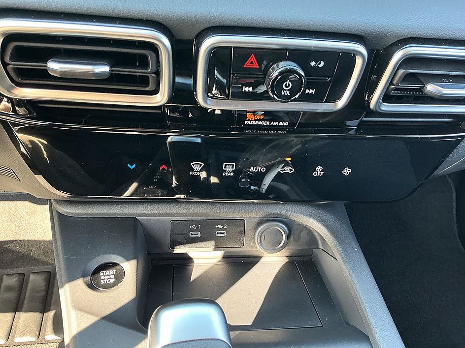 Certified 2026 Nissan Sentra SV w/ Floor Mat Package FWD image 18