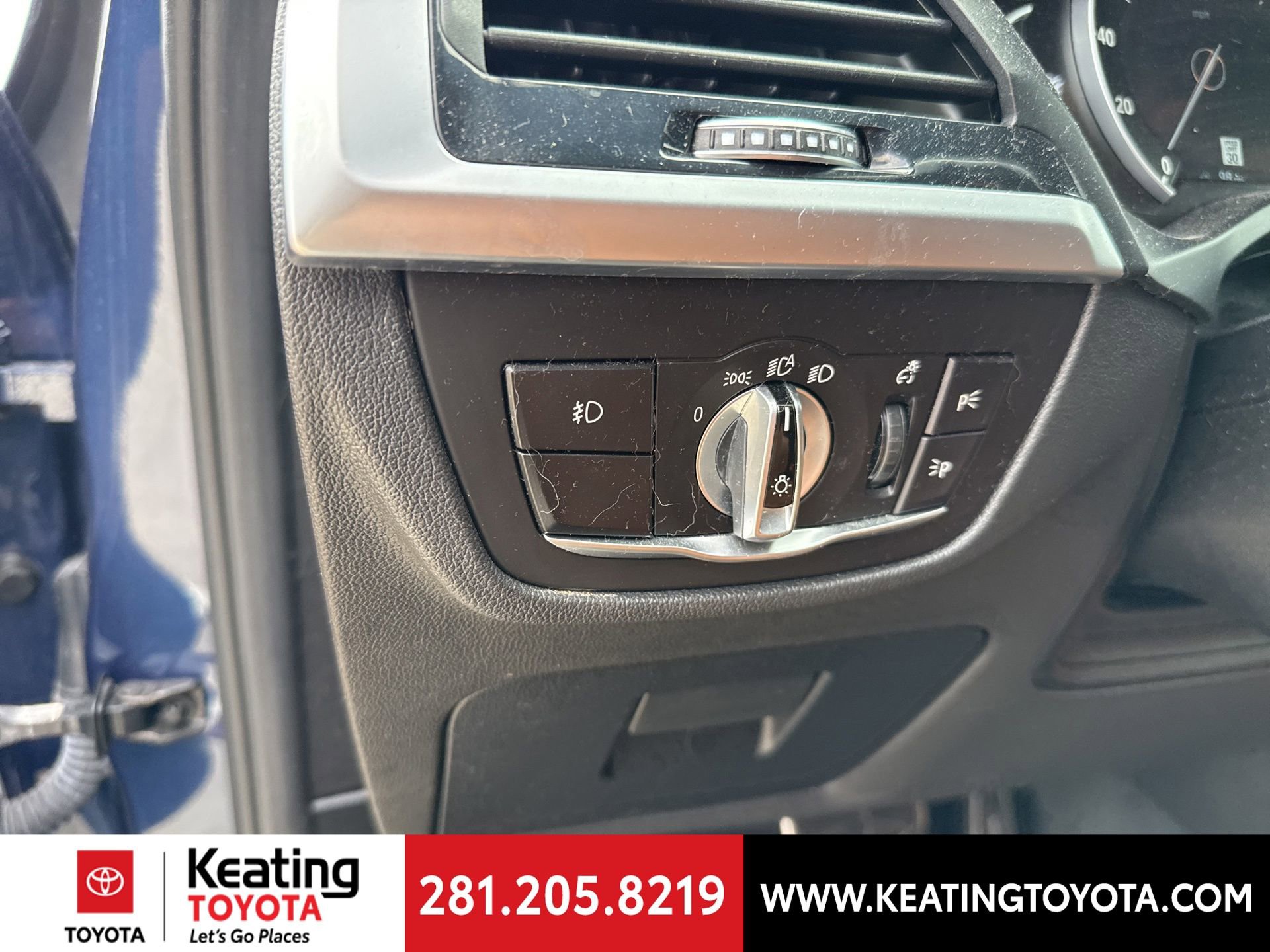 Used 2019 BMW X4 M40i w/ Premium Package image 14