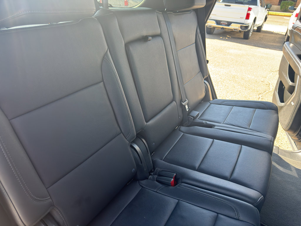 Used 2024 Chevrolet Tahoe LT w/ Luxury Package image 12