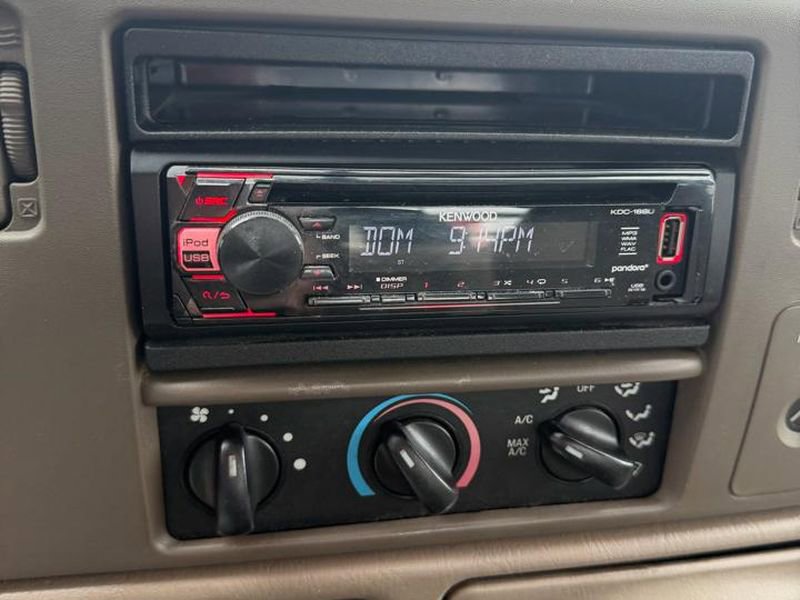 Used 2004 Ford F350 Lariat image 17