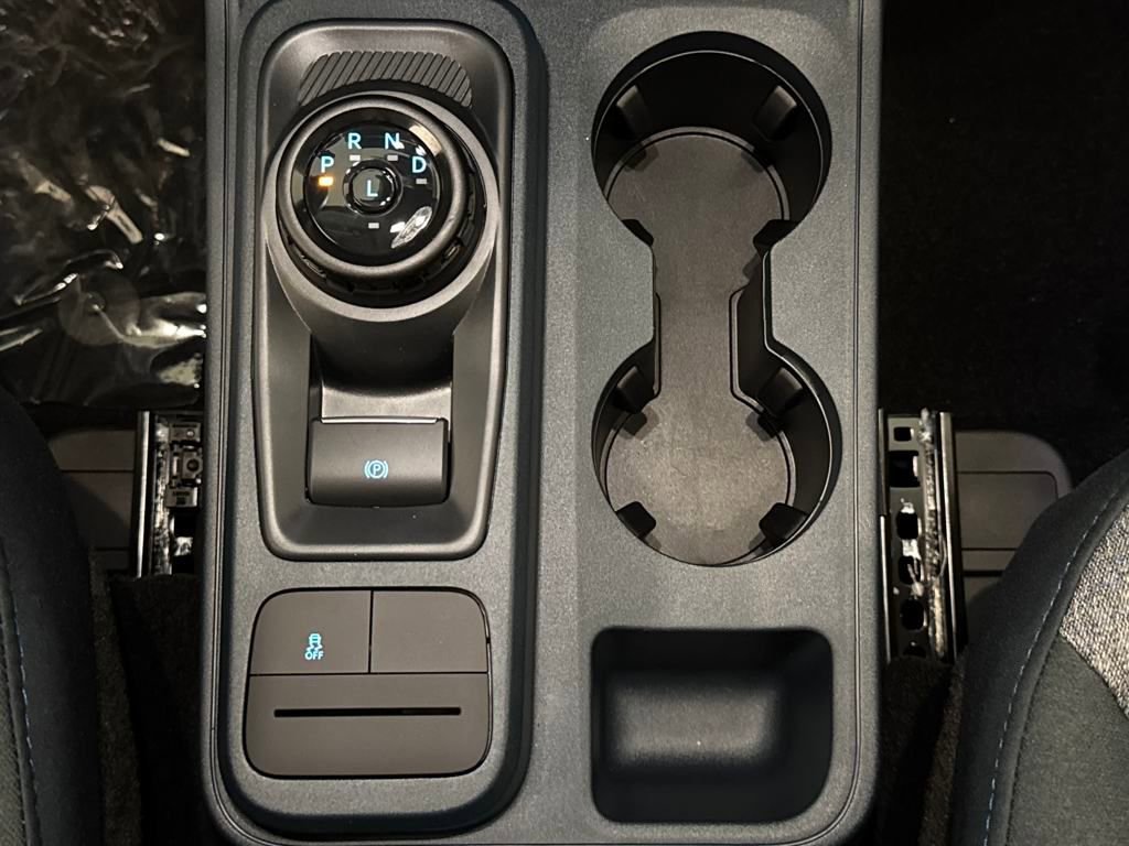 New 2025 Ford Maverick XLT image 11