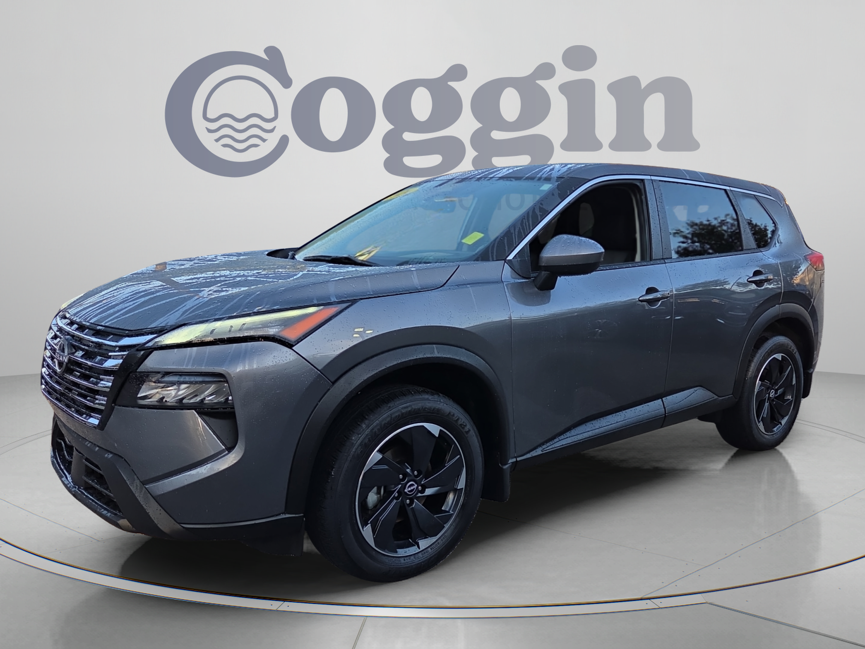 Used 2024 Nissan Rogue SV FWD image 1
