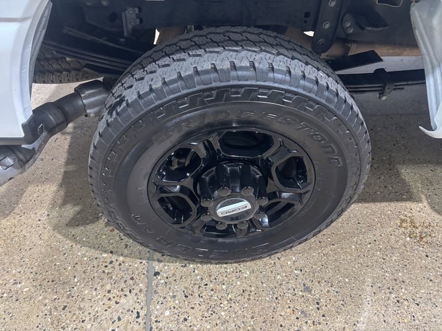 Used 2025 Ford F250 XL w/ STX Appearance Package image 9