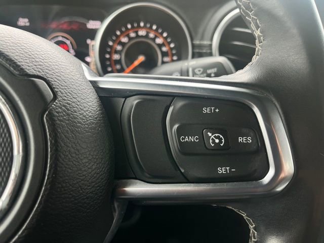 Used 2018 Jeep Wrangler Unlimited Sahara image 26