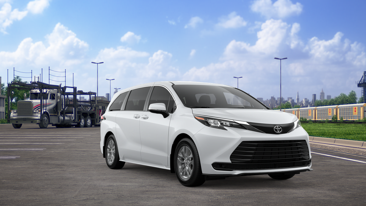 New 2026 Toyota Sienna LE FWD image 15