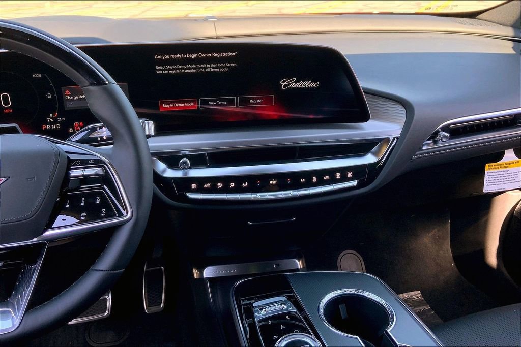 New 2026 Cadillac Lyriq V image 8