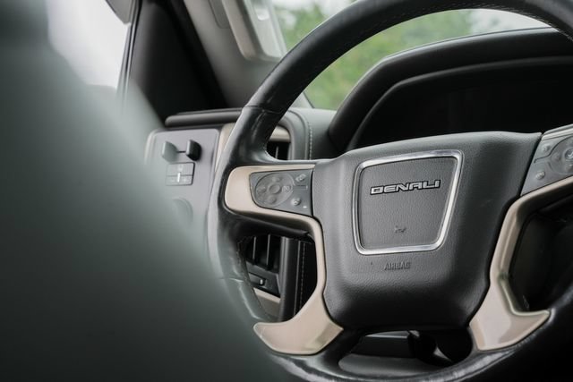 Used 2018 GMC Sierra 2500 Denali w/ Duramax Plus Package AWD/4WD image 45
