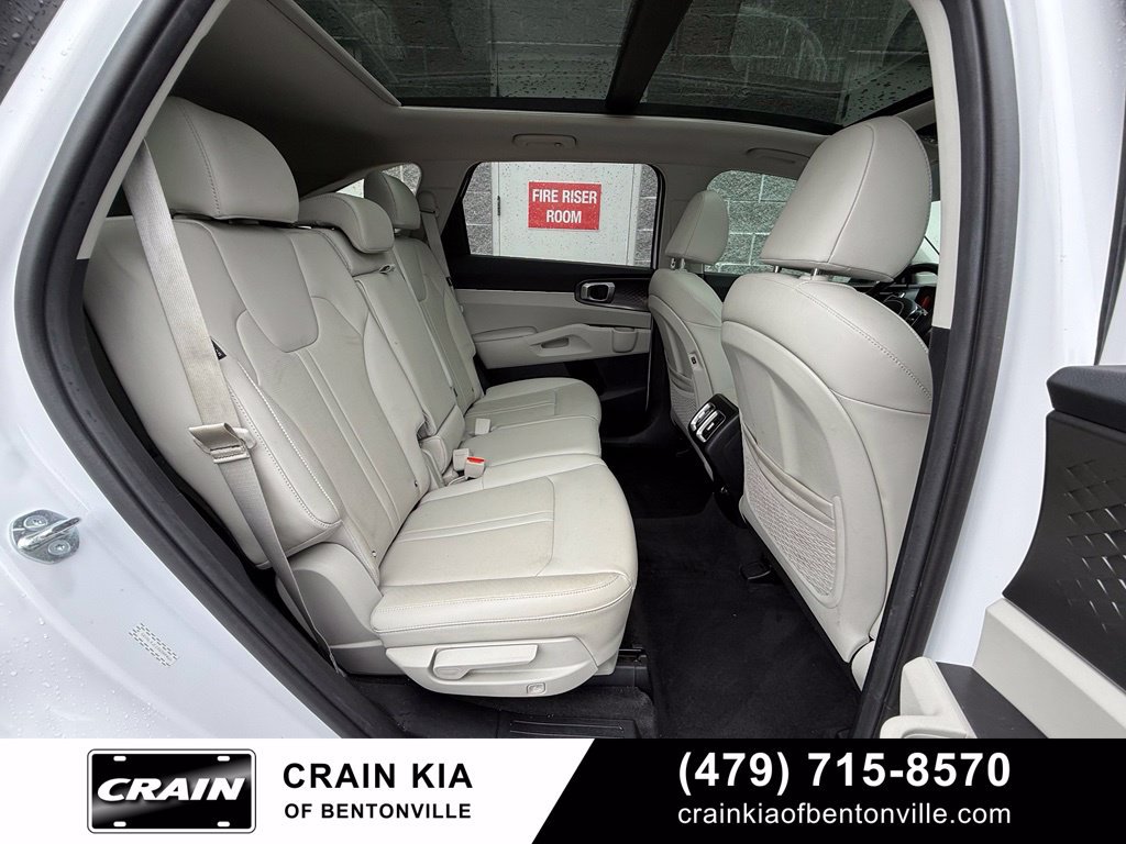 Certified 2025 Kia Sorento S w/ Panoramic Sunroof Package FWD image 28