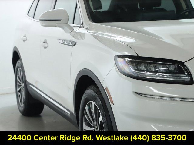 Certified 2023 Lincoln Nautilus AWD image 9