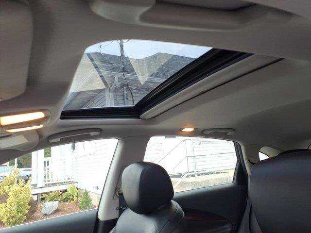 Used 2017 INFINITI QX50 AWD w/ Premium Plus Package image 21