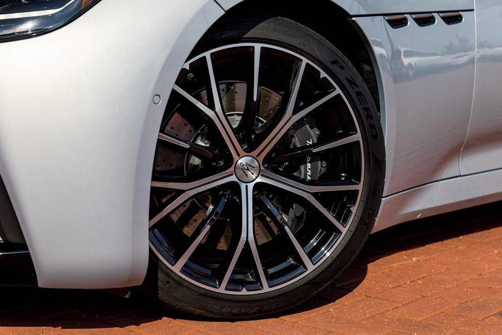 New 2026 Maserati GranTurismo Modena AWD/4WD image 9