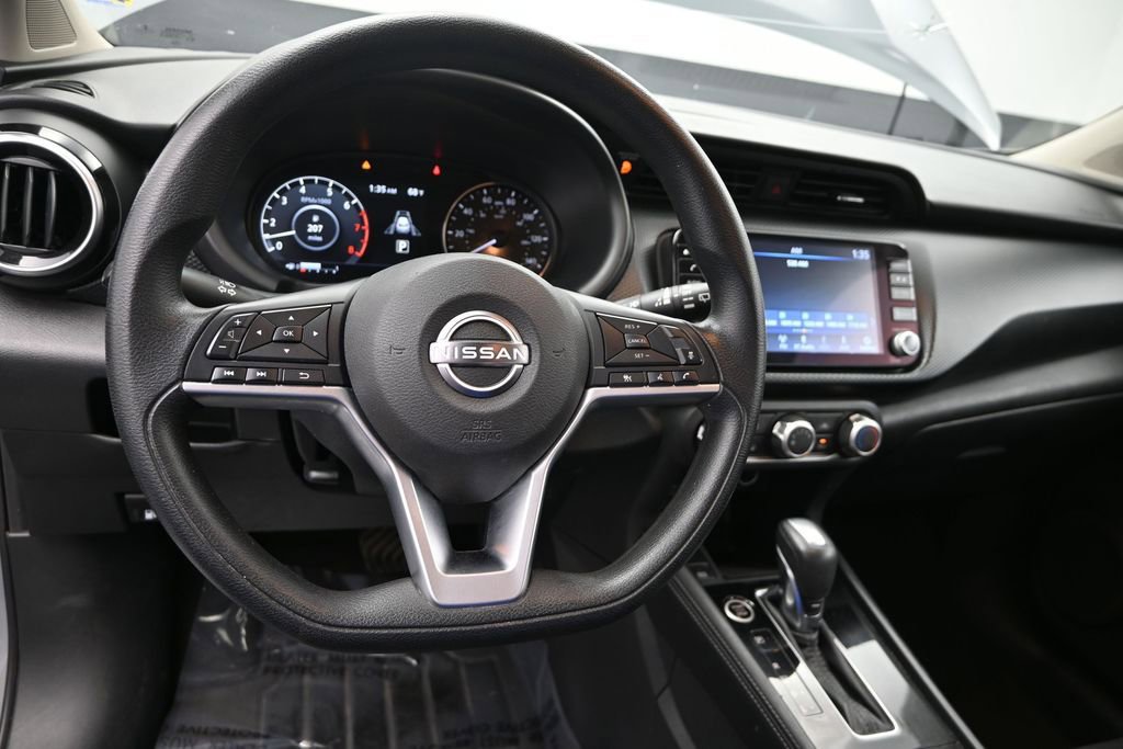 Used 2023 Nissan Kicks SV FWD image 18