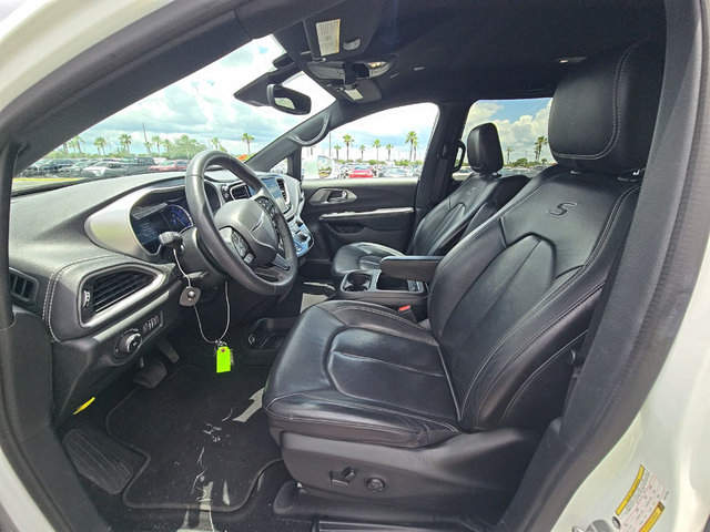 Used 2022 Chrysler Pacifica Touring-L w/ Uconnect Theater Family Group FWD image 5
