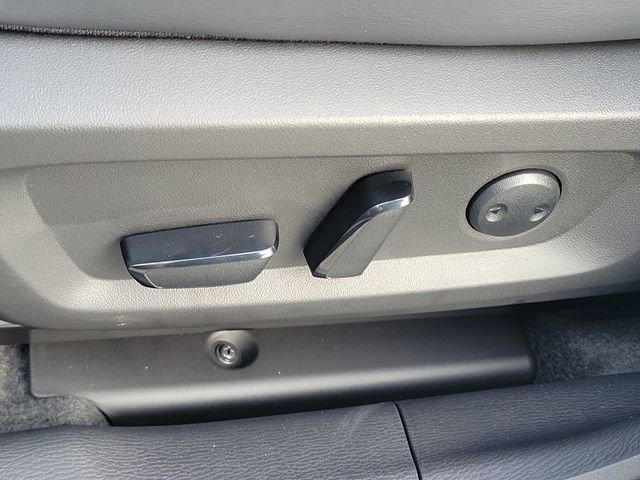 New 2026 Mitsubishi Outlander SE image 21