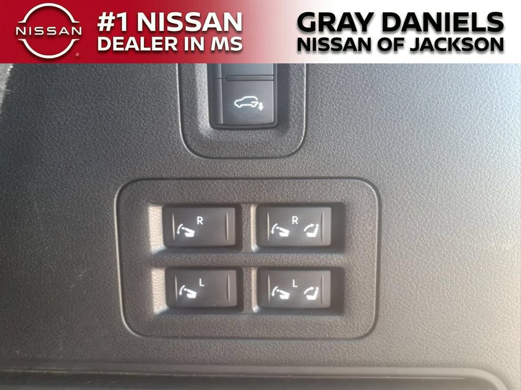 Certified 2025 Nissan Armada PRO-4X w/ Pro-4X Premium Package AWD/4WD image 10