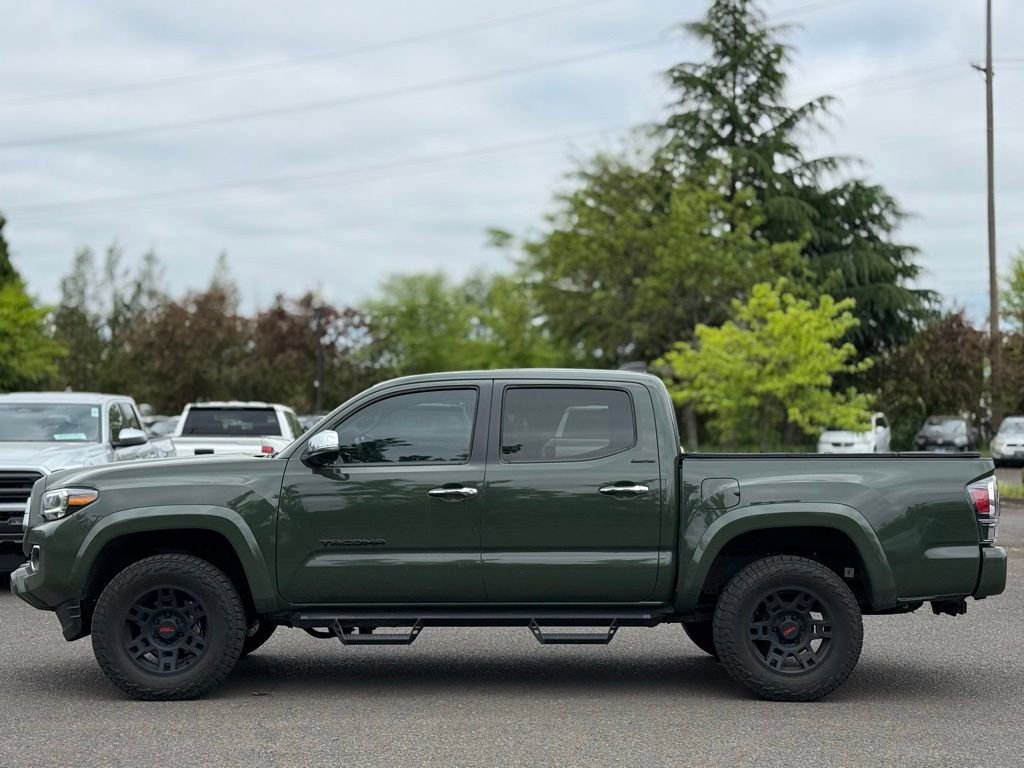Used 2022 Toyota Tacoma Limited AWD/4WD image 2