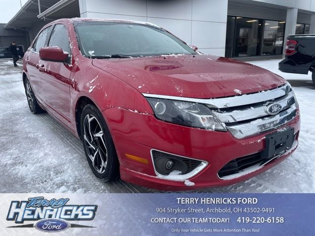 Used 2010 Ford Fusion SEL image 1