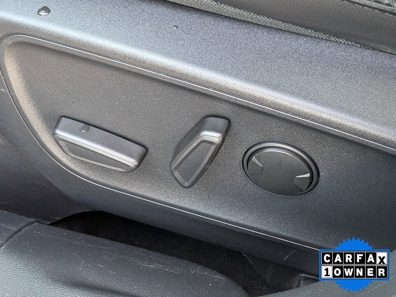 Certified 2024 Ford Escape ST-Line w/ Tech Pack #1 image 21