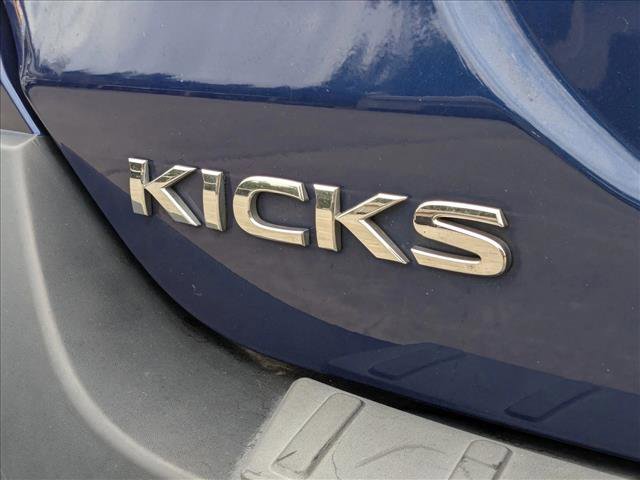Used 2018 Nissan Kicks SR w/ Exterior Package FWD image 13