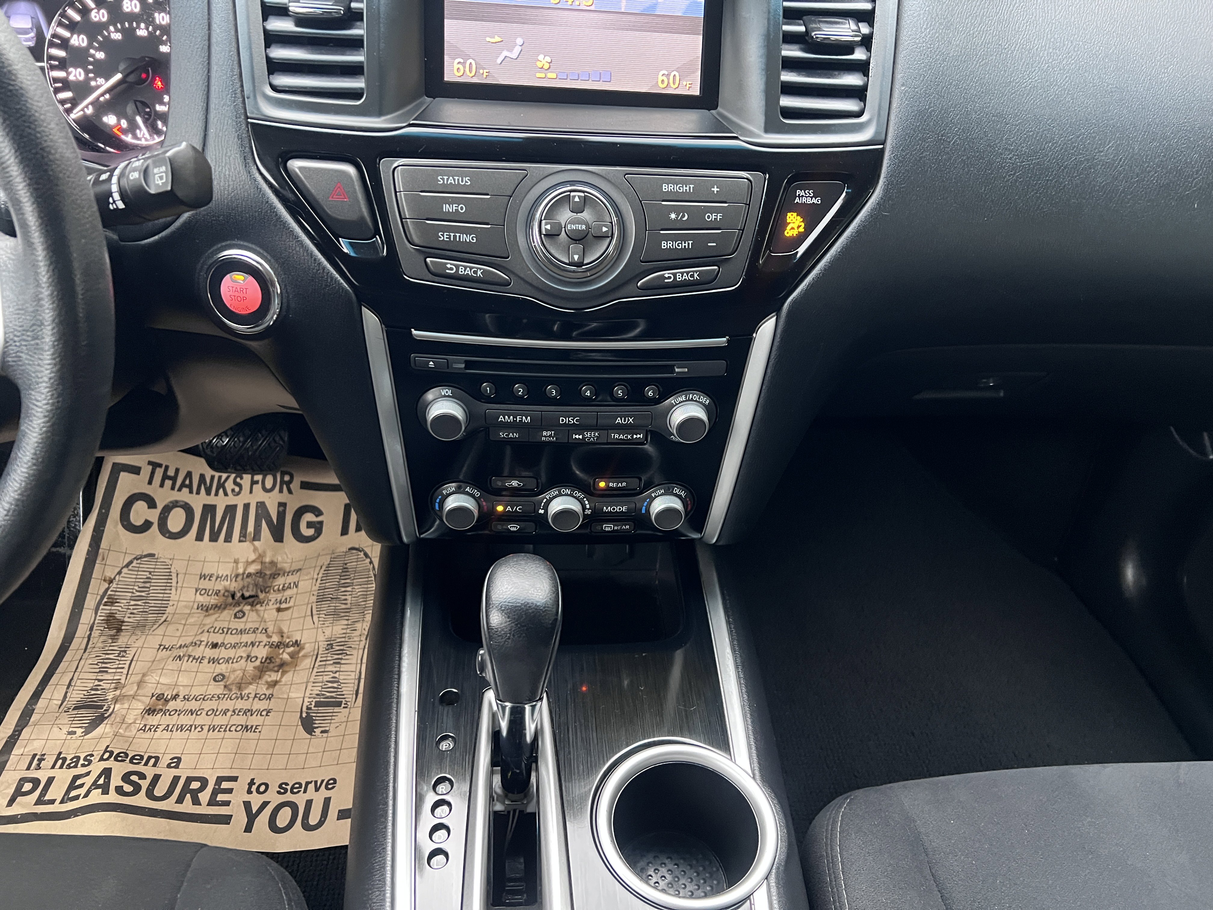 Used 2015 Nissan Pathfinder SV image 29