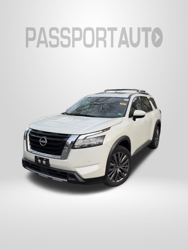 Certified 2023 Nissan Pathfinder SL w/ SL Premium Package AWD/4WD image 4