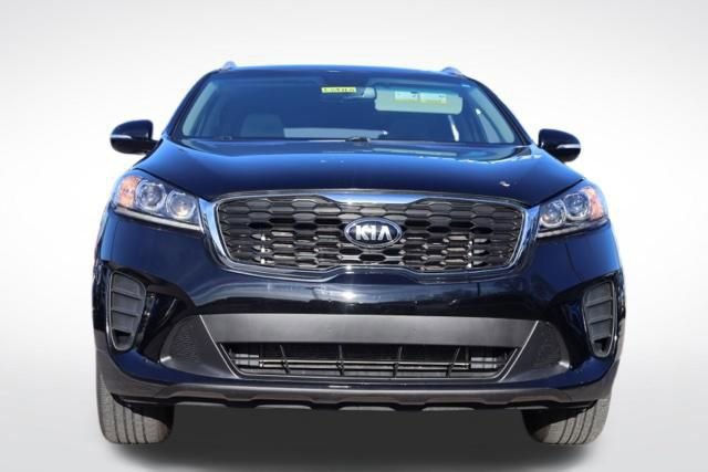 Used 2019 Kia Sorento LX w/ LX Convenience Package image 4