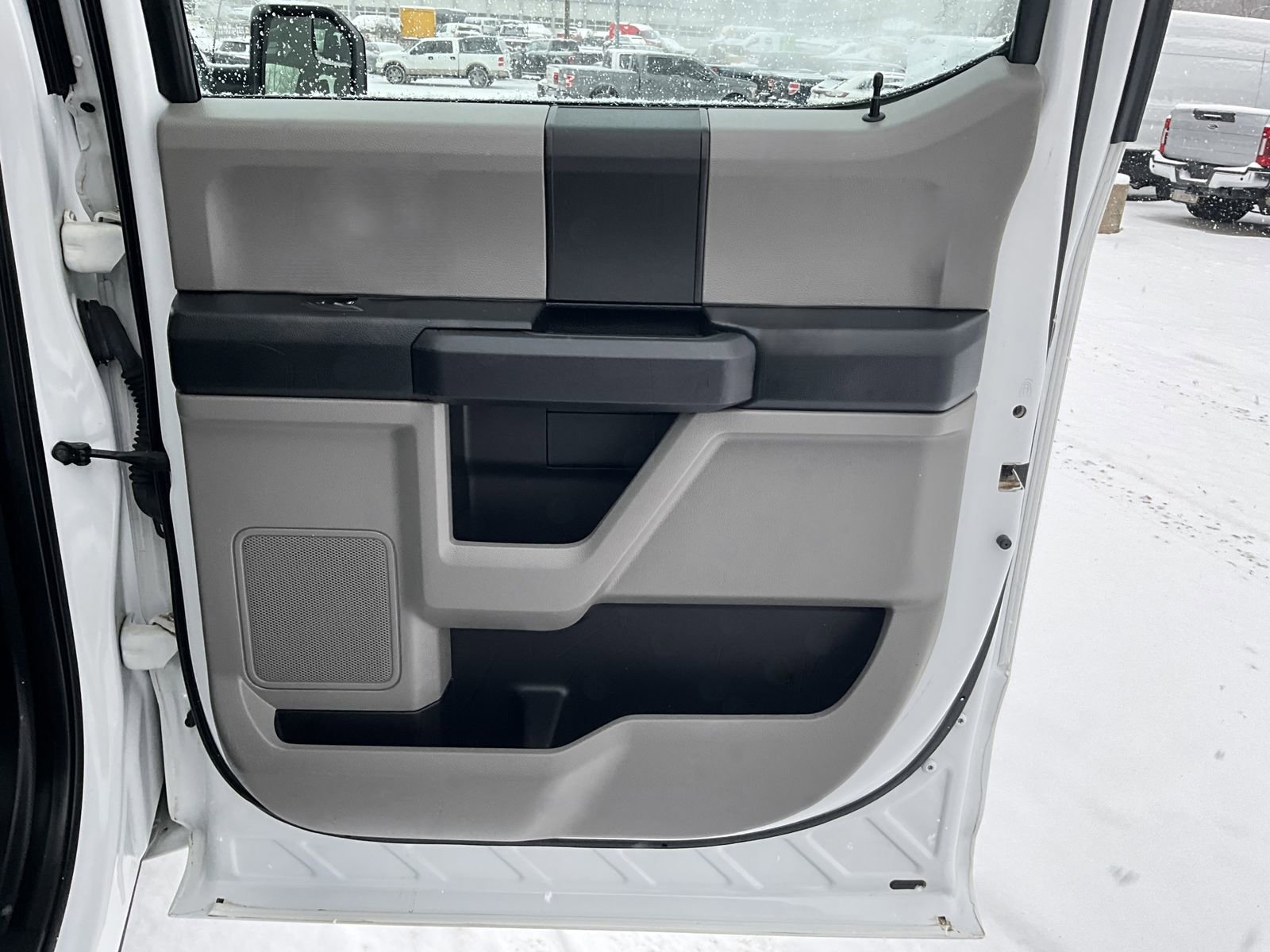 Used 2018 Ford F150 XL w/ Equipment Group 101A Mid image 18