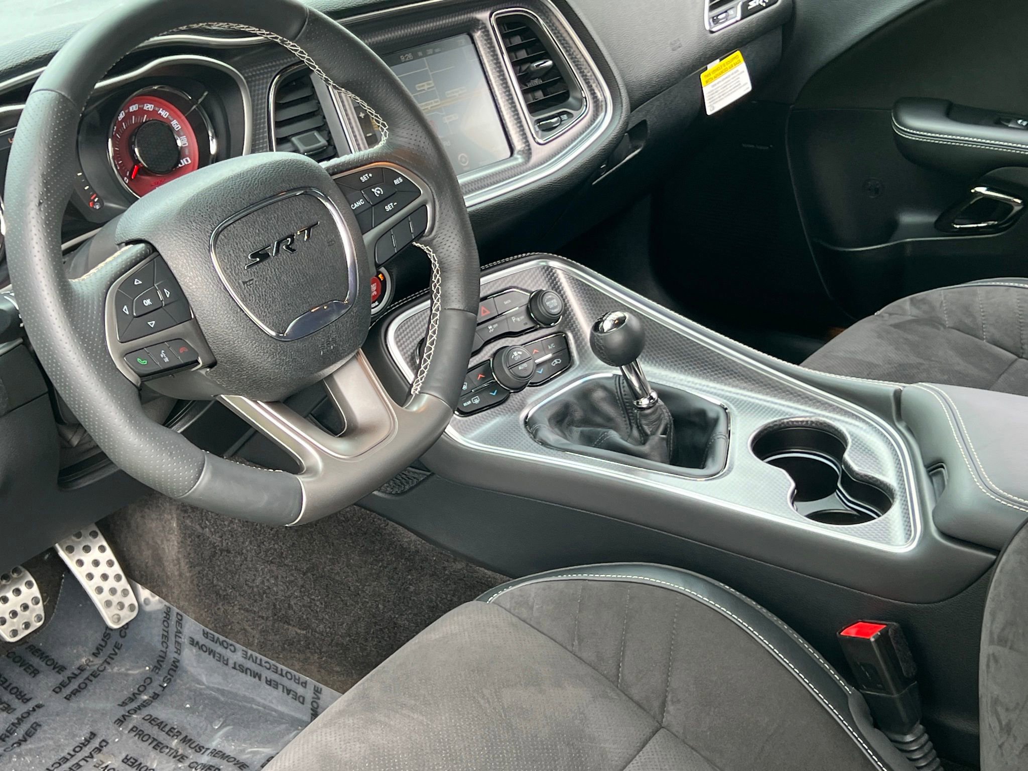 Used 2015 Dodge Challenger SRT Hellcat image 15