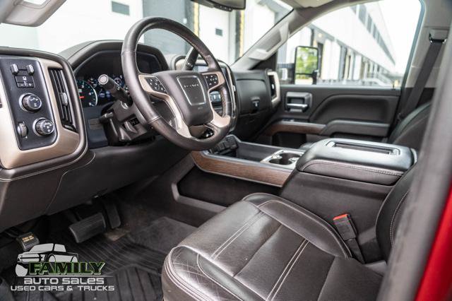 Used 2019 GMC Sierra 2500 Denali w/ Duramax Plus Package AWD/4WD image 21
