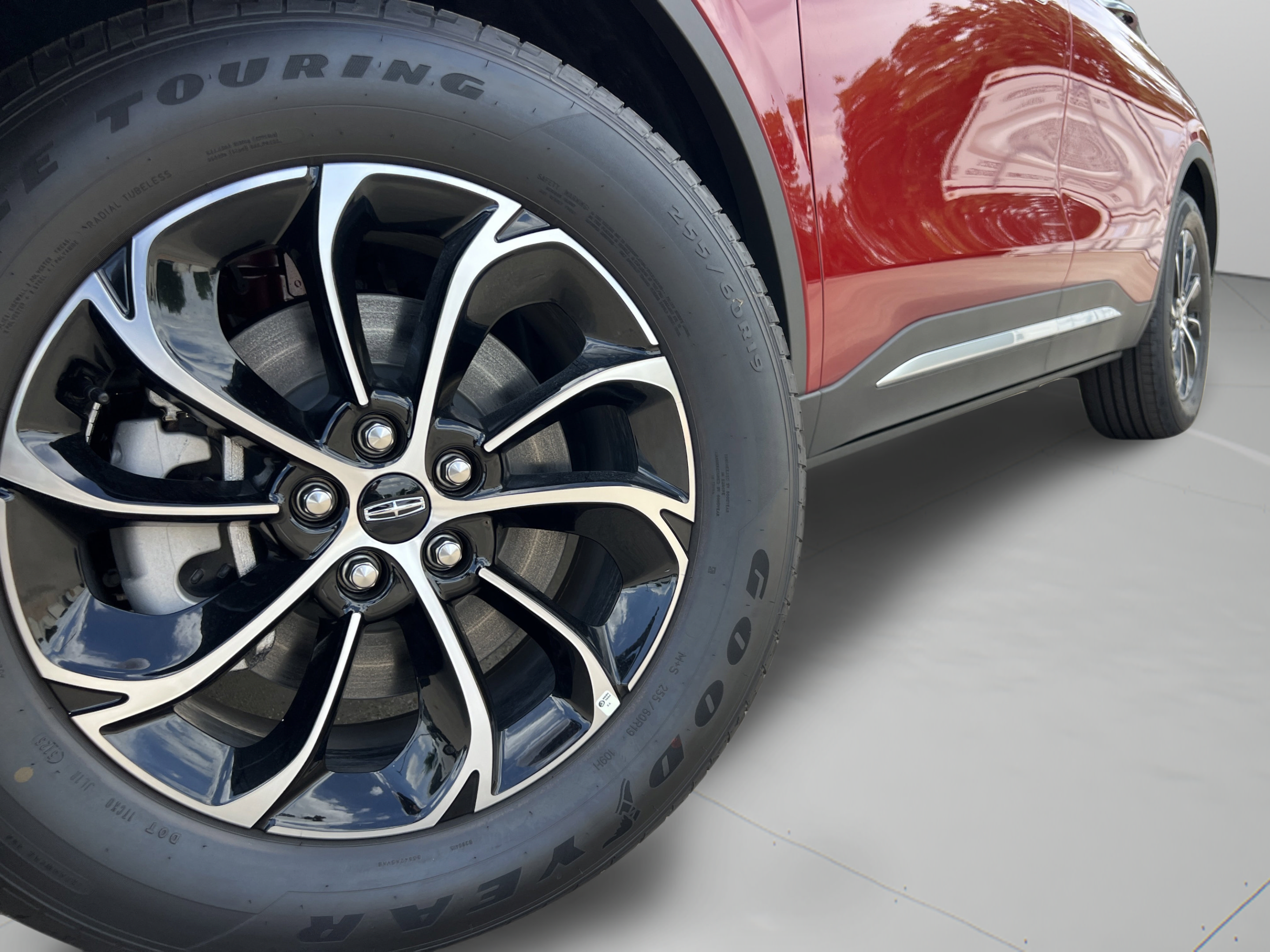 New 2026 Lincoln Nautilus Premier w/ Equipment Group 102A AWD/4WD image 30