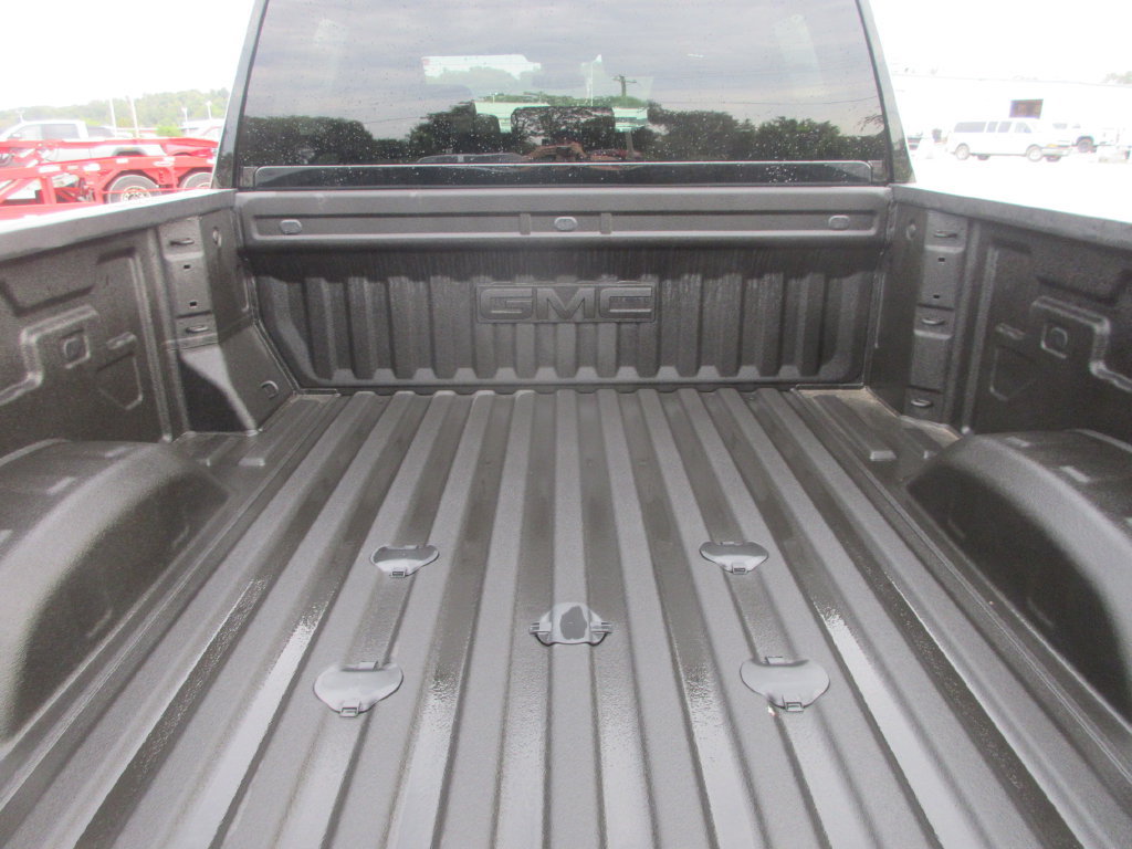 New 2026 GMC Sierra 2500 SLE w/ SLE Value Package; AWD/4WD image 7
