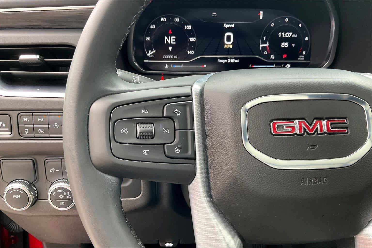 Certified 2024 GMC Yukon SLT w/ SLT Luxury Package RWD image 24