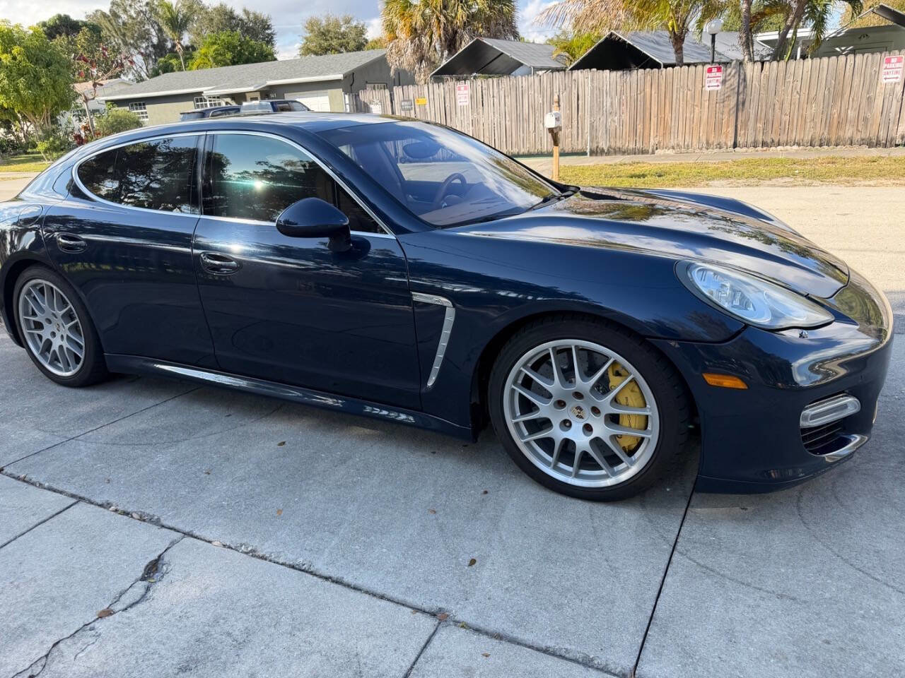 Used 2010 Porsche Panamera Turbo image 8