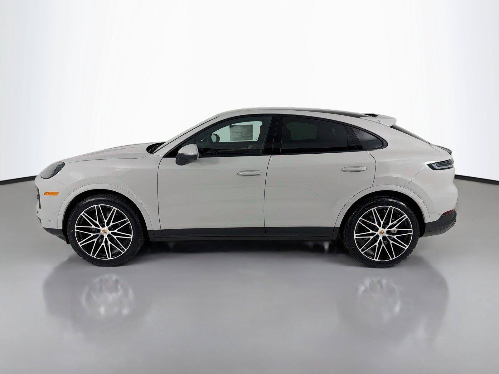 New 2026 Porsche Cayenne Coupe AWD/4WD image 2
