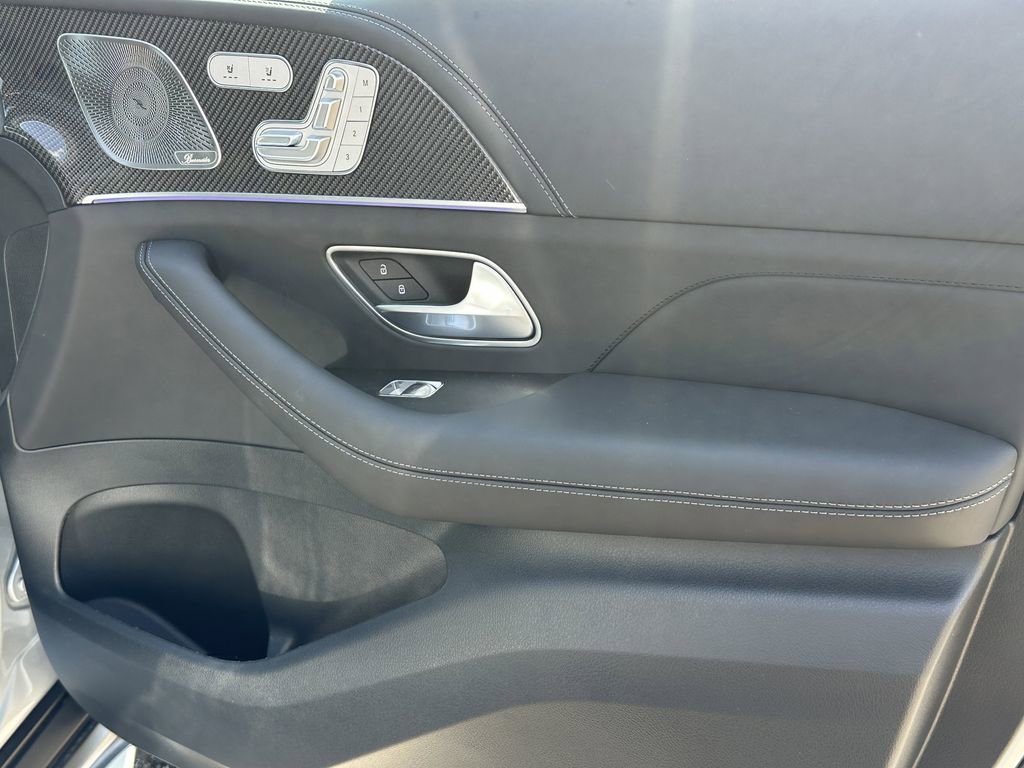 New 2026 Mercedes-Benz GLS 63 AMG 4MATIC image 17