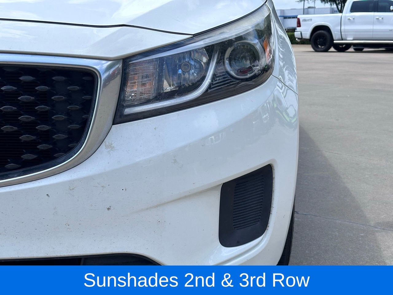 Used 2016 Kia Sedona LX w/ LX Convenience Package image 6