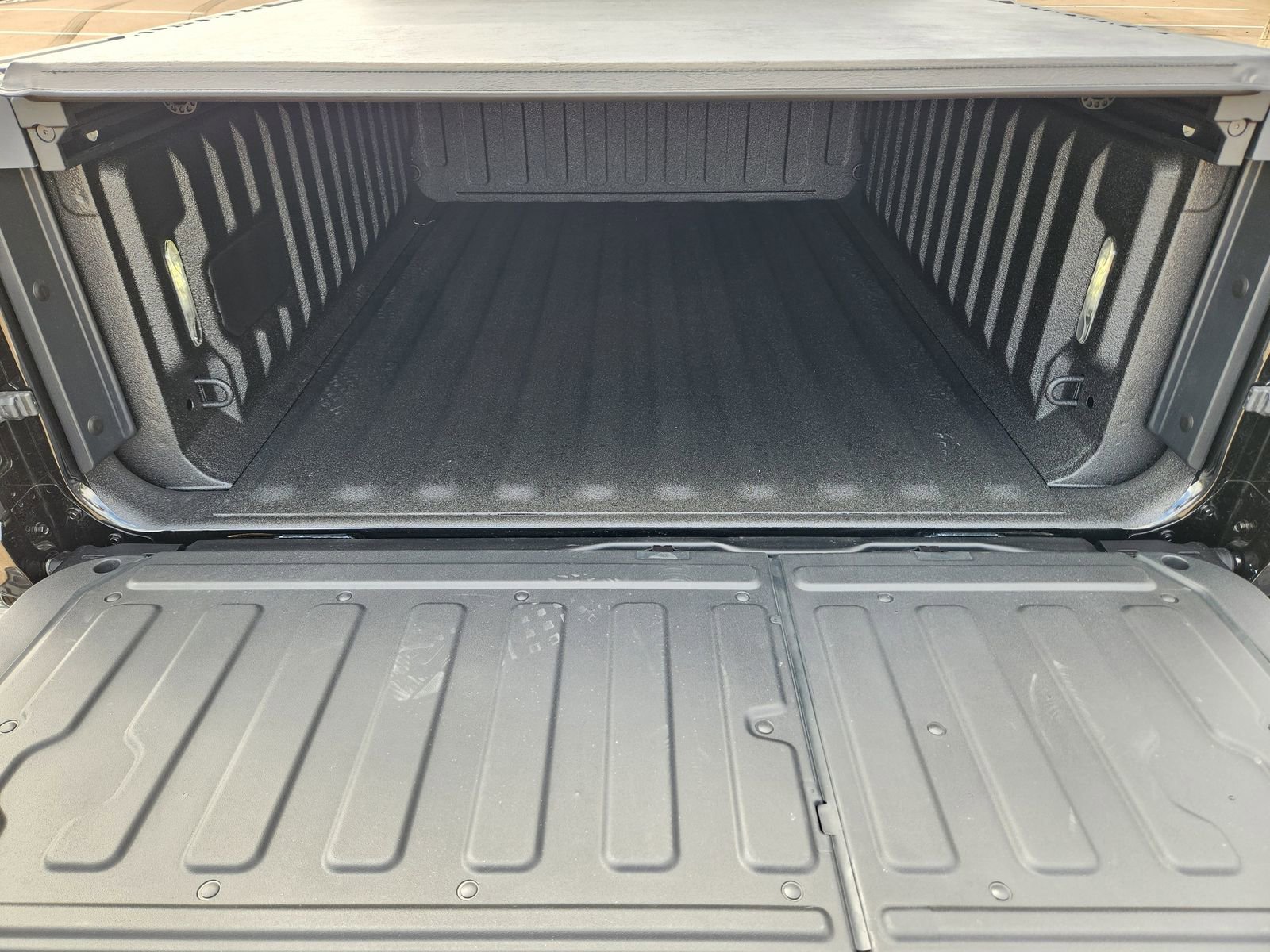 New 2026 RAM 1500 Tungsten w/ Off Road Group AWD/4WD image 44