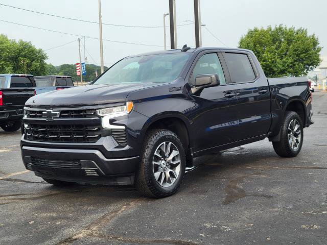 Used 2023 Chevrolet Silverado 1500 RST AWD/4WD image 4
