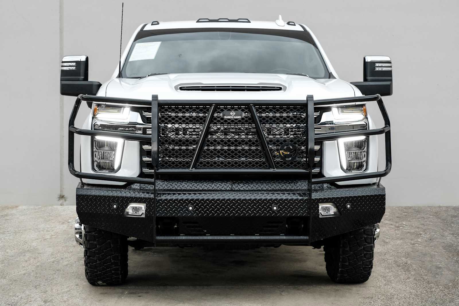 Used 2022 Chevrolet Silverado 3500 LTZ w/ LTZ Convenience Package AWD/4WD image 5