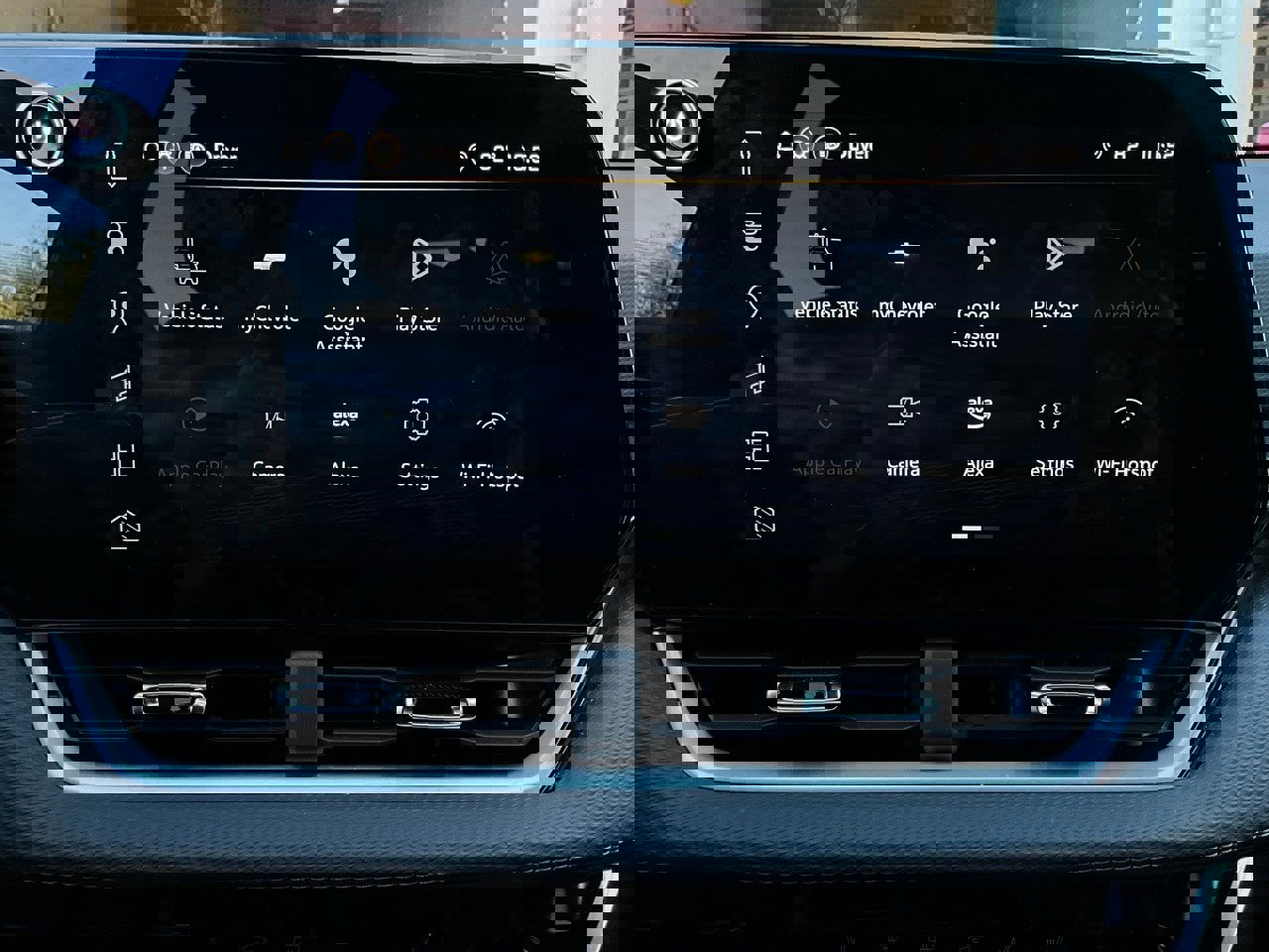 Used 2025 Chevrolet Equinox LT image 27