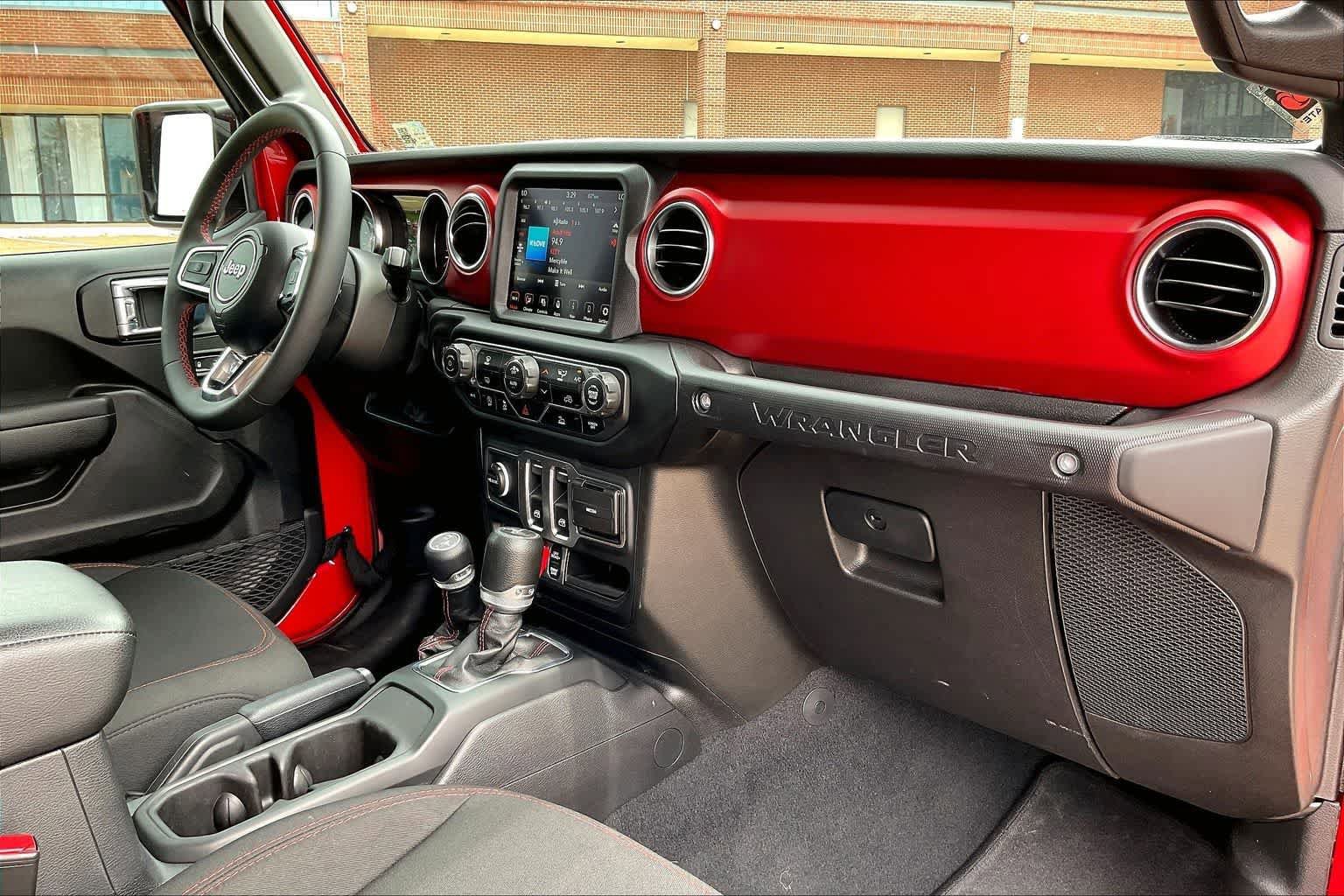 Used 2023 Jeep Wrangler Rubicon w/ Steel Bumper Group AWD/4WD image 21