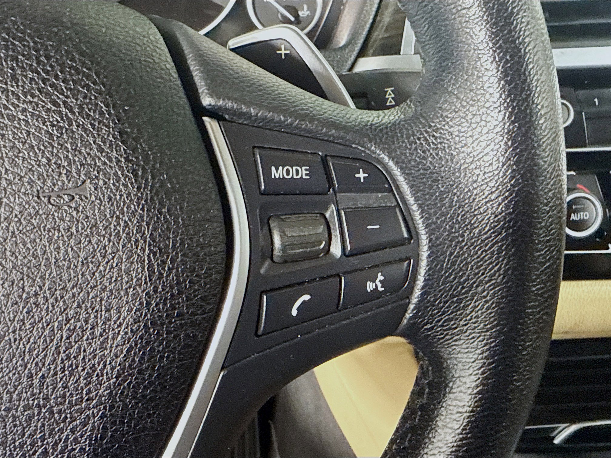 Used 2017 BMW 330e image 15