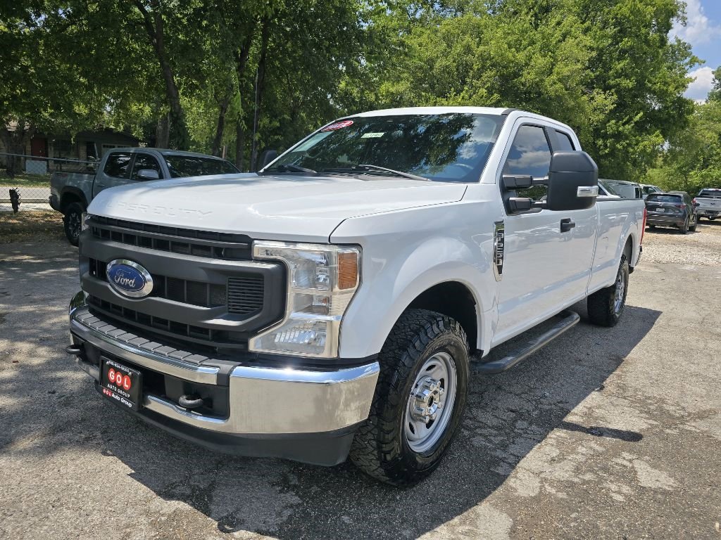 Used 2022 Ford F250 XL w/ Power Equipment Group image 3
