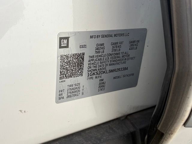 Used 2021 GMC Yukon Denali w/ Advanced Technology Package image 9