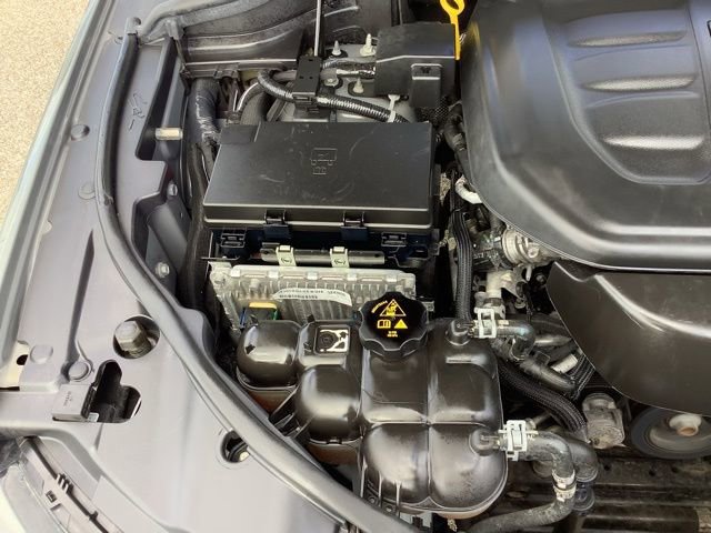 Used 2020 Jeep Grand Cherokee Altitude image 11