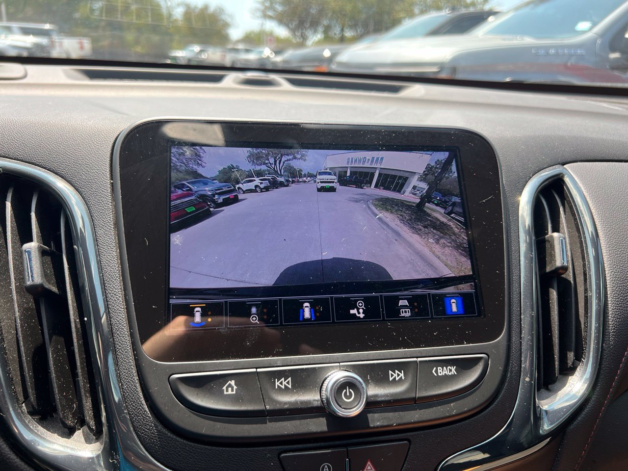 Used 2024 Chevrolet Equinox RS FWD image 21