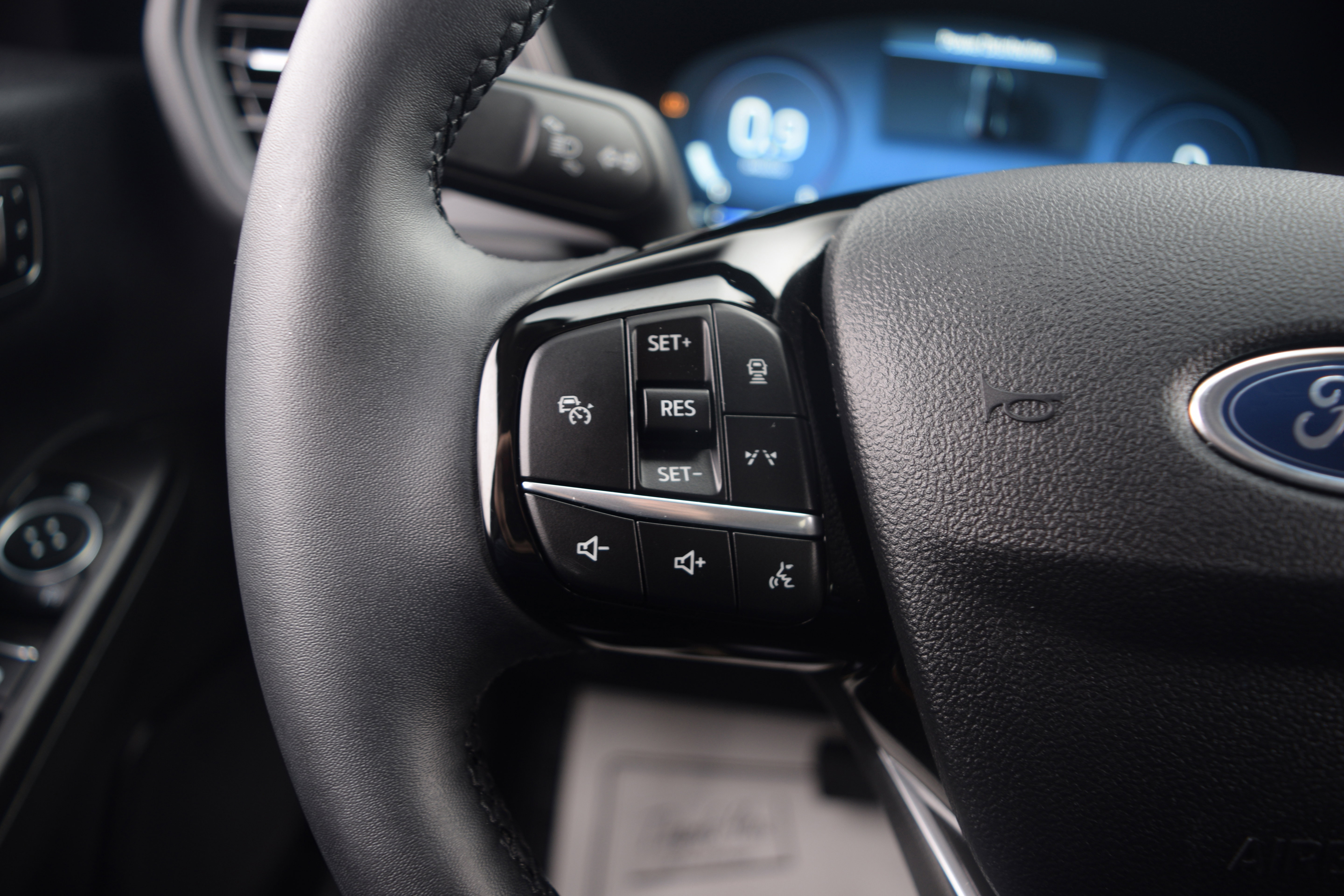 Used 2023 Ford Escape Active w/ Tech Pack #2 image 6