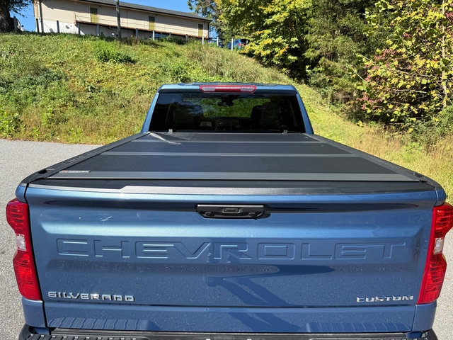 Used 2024 Chevrolet Silverado 1500 Custom image 8