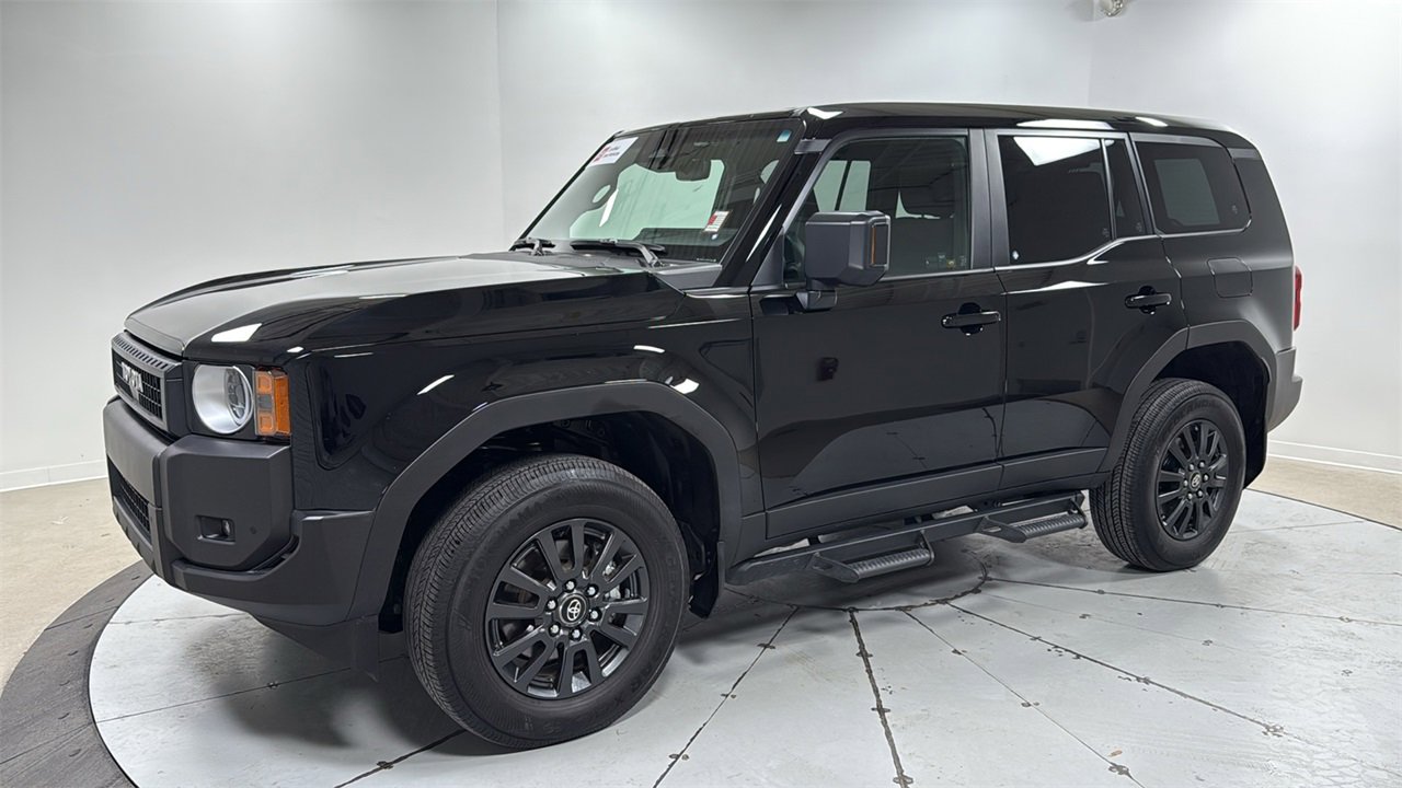 Used 2024 Toyota Land Cruiser image 1